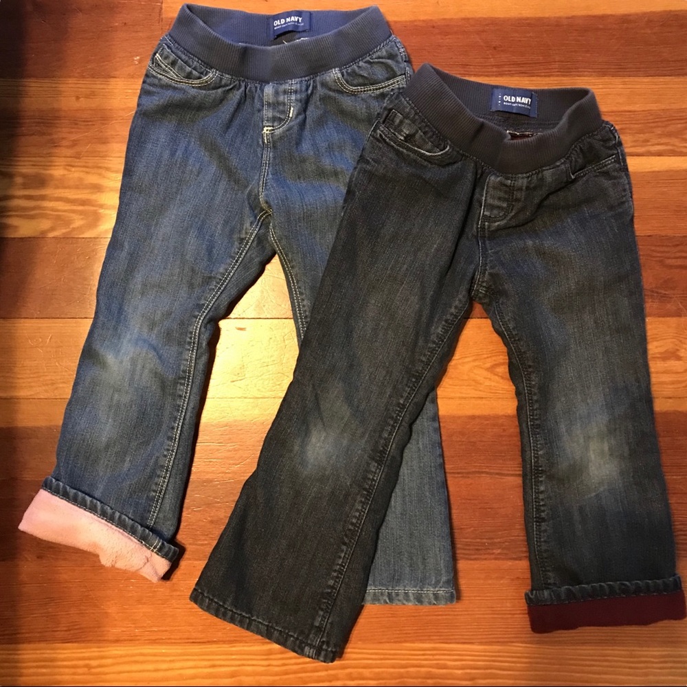 2 pairs Old Navy fleece-lined jeans. Size 4T.